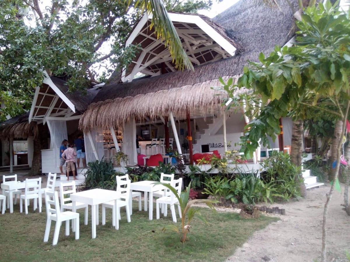 White Banana Beach Club General Luna  Exterior foto